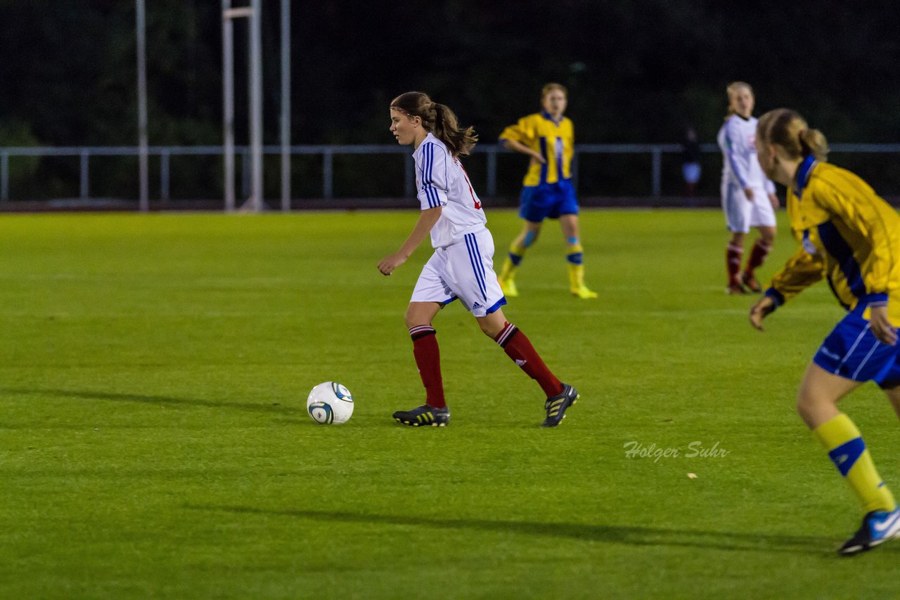 Bild 112 - B-Juniorinnen SV Henstedt-Ulzburg - Holstein Kiel : Ergebnis: 0:12